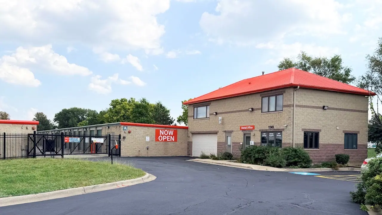 Public Storage, RV storage in Romeoville