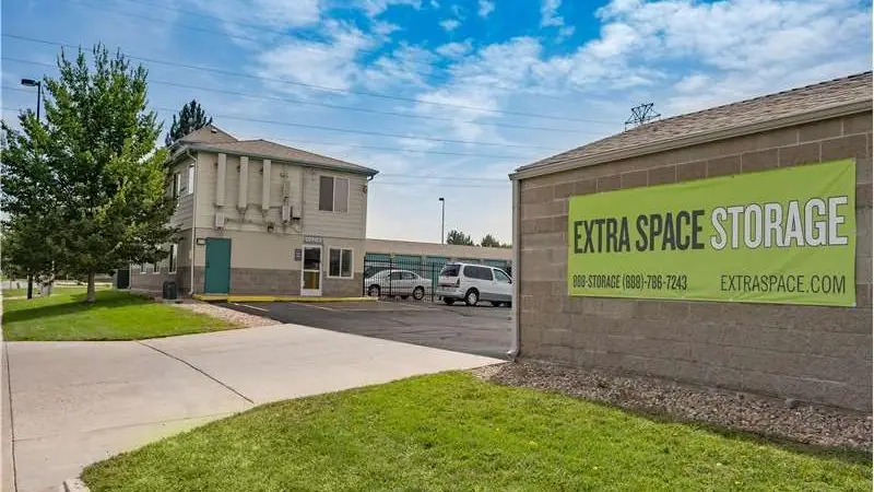 Extra Space Storage, RV storage in Denver