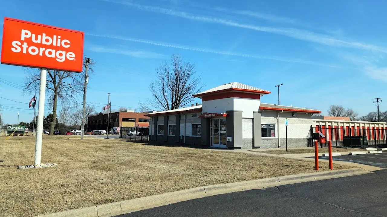 Public Storage, RV storage in Madison Heights