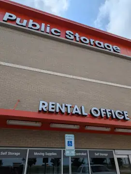 Public Storage photo 2