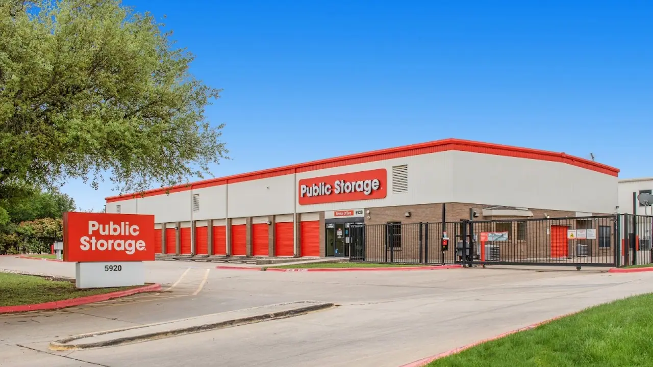 Public Storage, RV storage in Plano