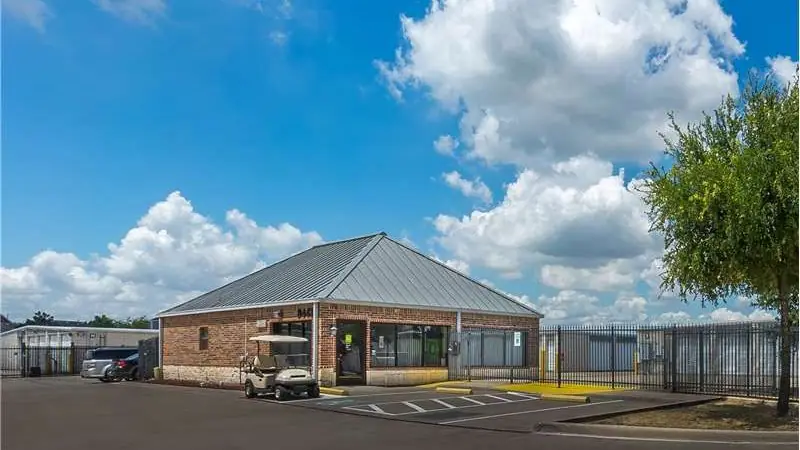 Extra Space Storage, RV storage in Dallas
