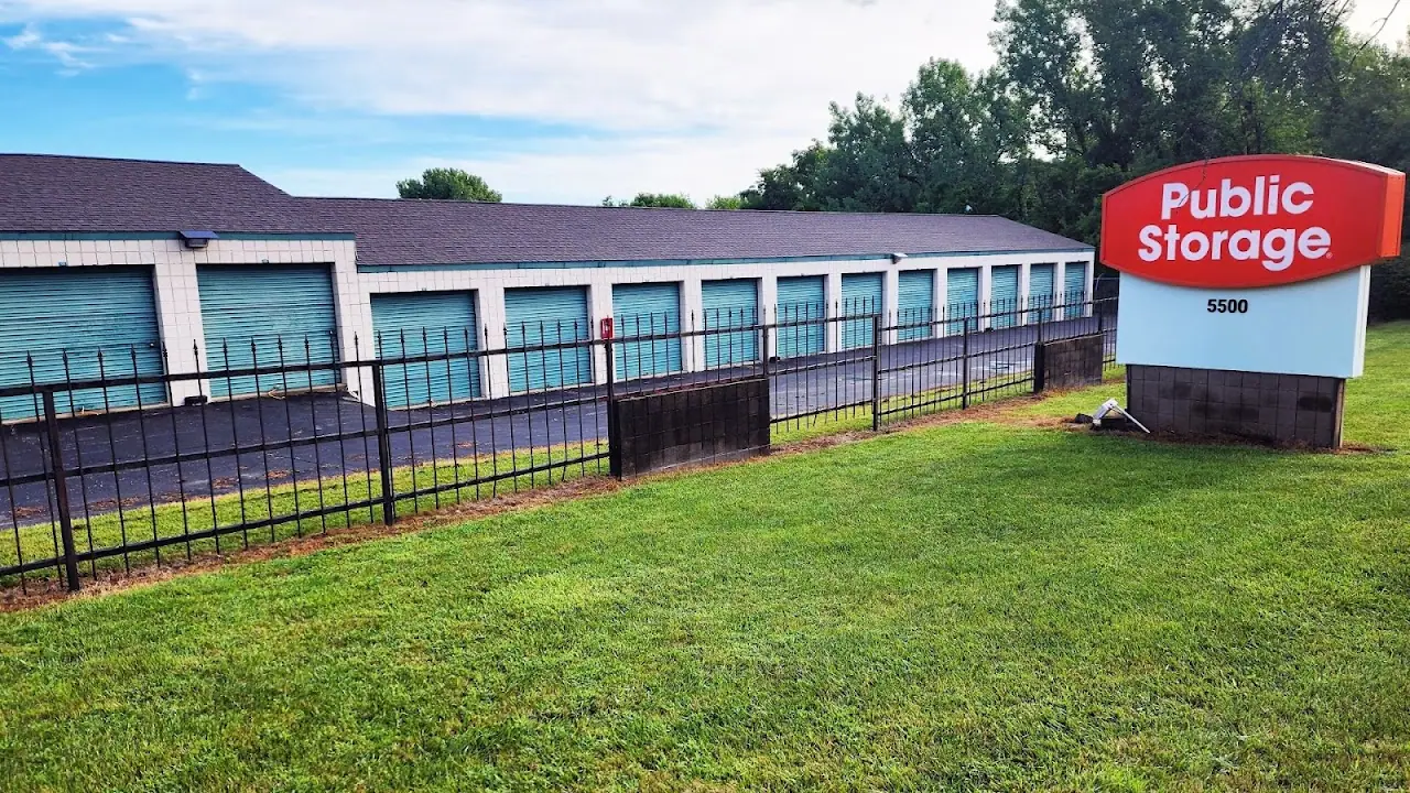 Public Storage, RV storage in Kansas City