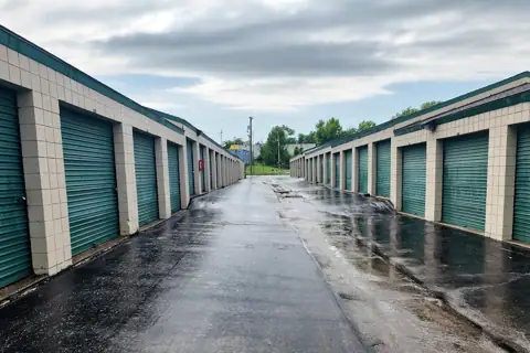 Public Storage photo 2