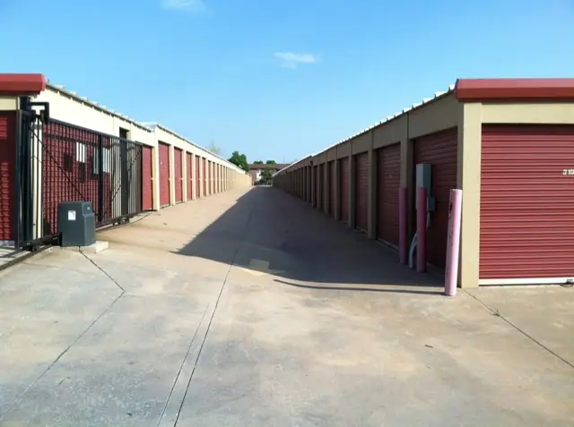 Harvey Self Storage, RV storage in Oklahoma City