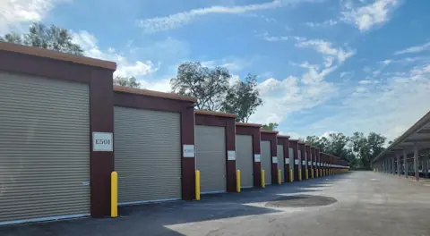 Discount RV-Boat Storage - Lady Lake, FL photo 2