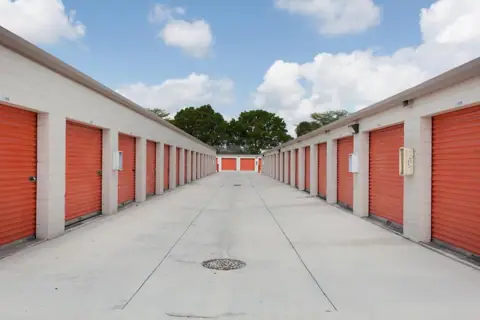 Public Storage photo 3