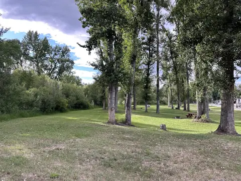 Black Rabbit RV Park & Storage on the Bitterroot River photo 2