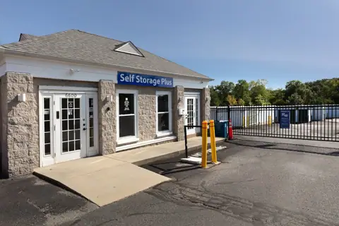 Self Storage Plus in Haymarket, VA