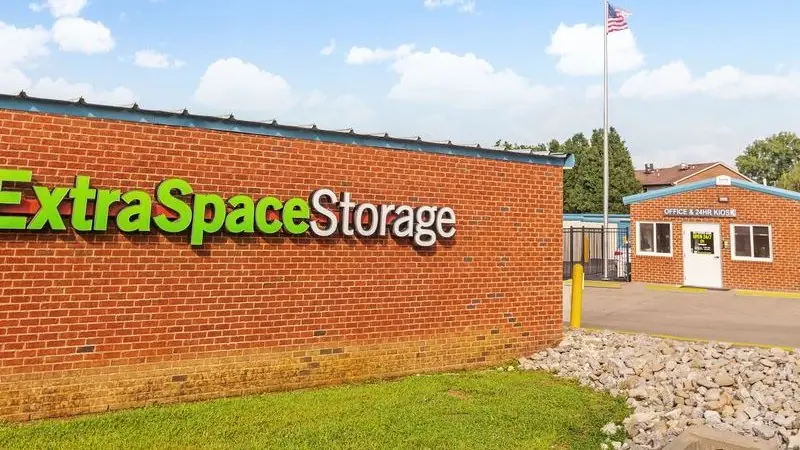 Extra Space Storage, RV storage in Mt Washington