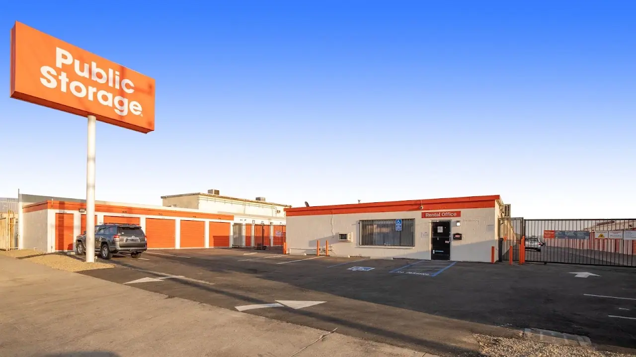 Public Storage, RV storage in Sun Valley