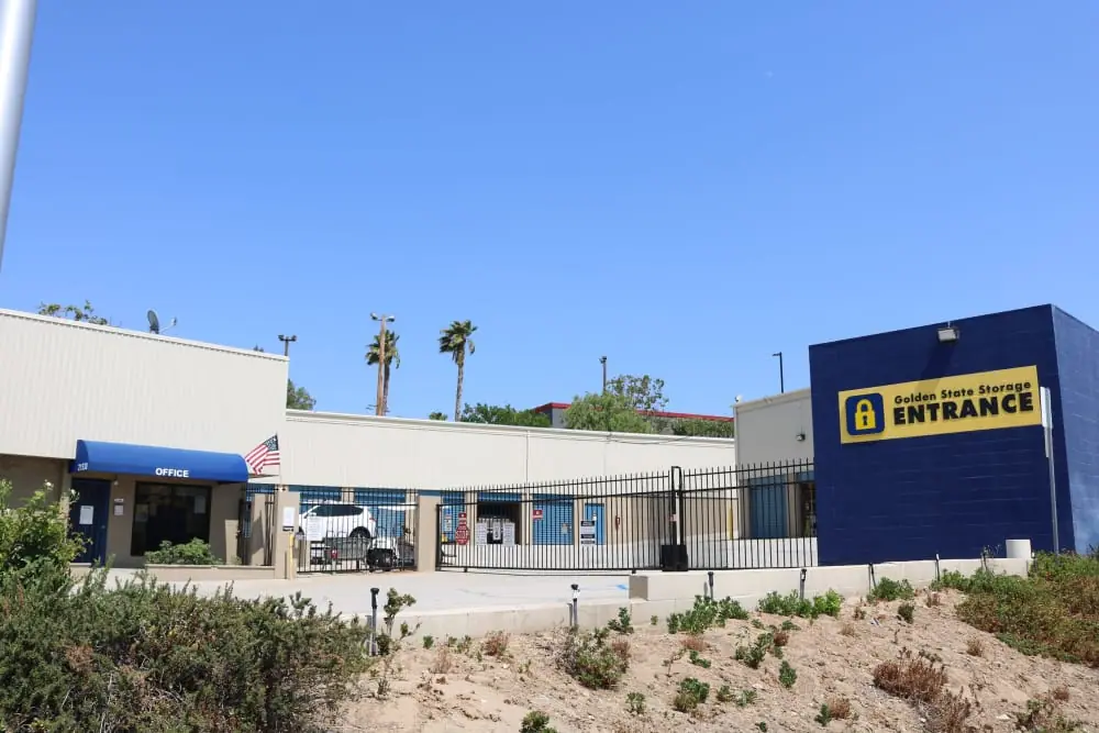 Golden State Storage - Golden Triangle, RV storage in Santa Clarita