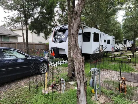 Jones Road RV Park in Bryan, TX