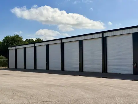 Executive Enclosed Boat and RV Storage photo 2