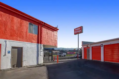 Public Storage photo 3