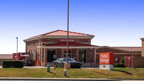 Public Storage in Grand Prairie, TX