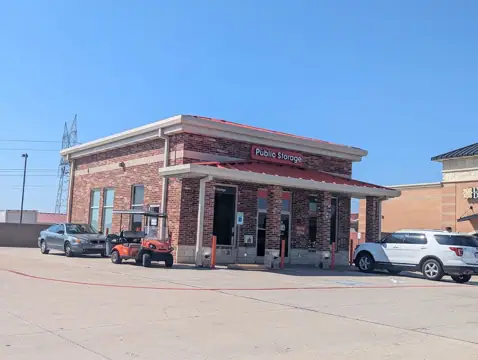 Public Storage photo 2