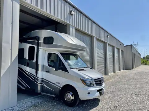 Knoxville Mega-Storage - Boat, RV, Vehicle, Business photo 2
