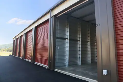 Unique RV Boat & Self Storage photo 2
