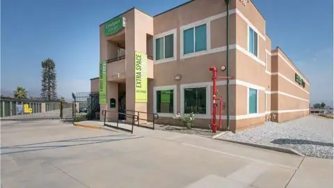Extra Space Storage in Highland, CA