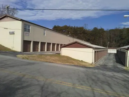 Brown Mini Storage Warehouse, RV storage in Dayton