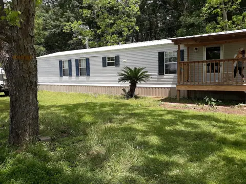 Bama Breeze RV, Boat Storage, Vacation Rentals photo 3