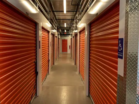 Public Storage photo 3