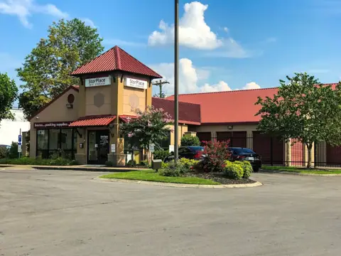 StorPlace Self Storage in Franklin, TN