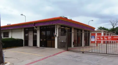 Public Storage in Dallas, TX