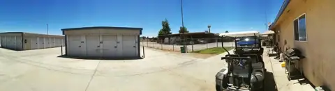 StorMax of Dinuba photo 2