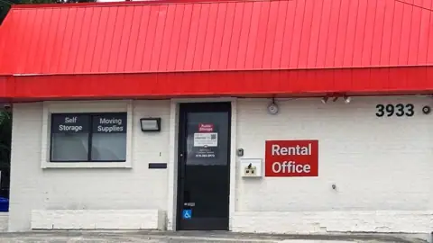 Public Storage photo 2