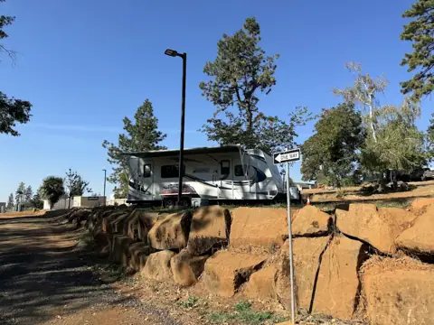 Skyway Villa Mobile Home and RV Park photo 2