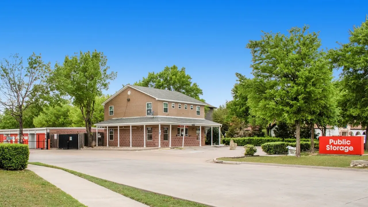 Public Storage, RV storage in Fort Worth