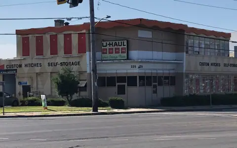 Self-Storage at U-Haul in Farmingdale, NY