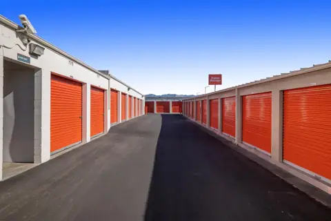 Public Storage photo 2