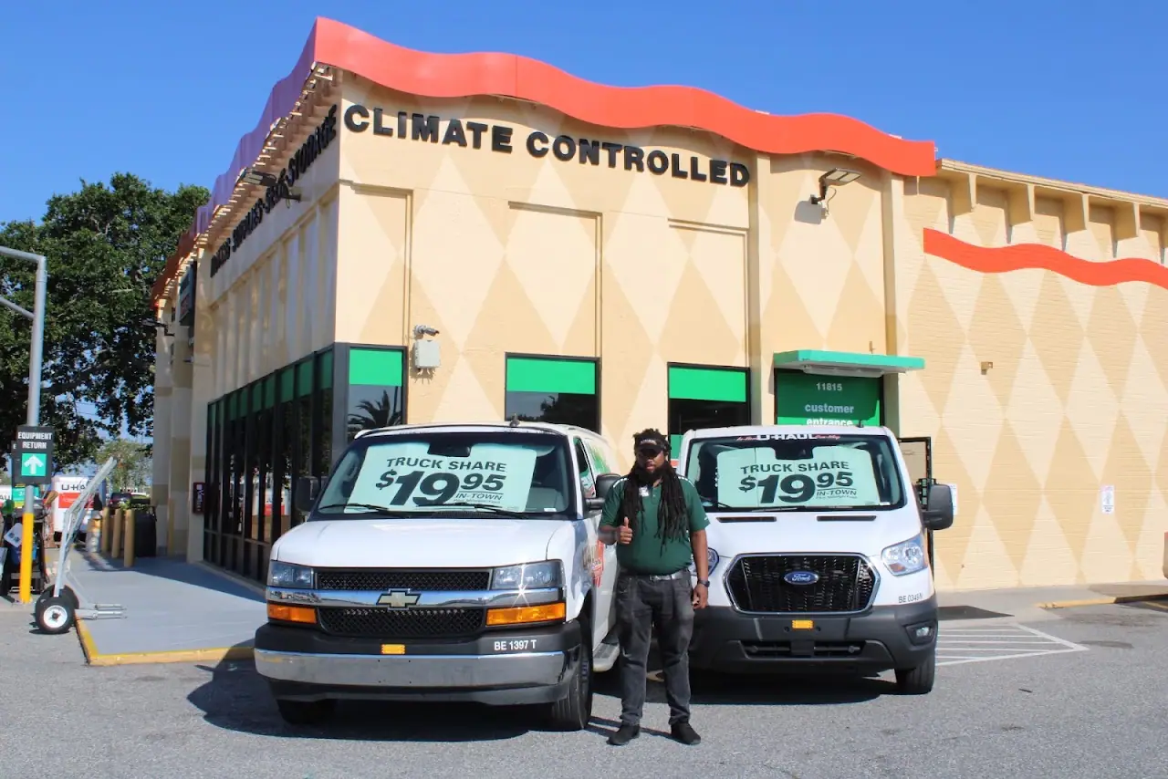 Self-Storage at U-Haul, RV storage in Orlando