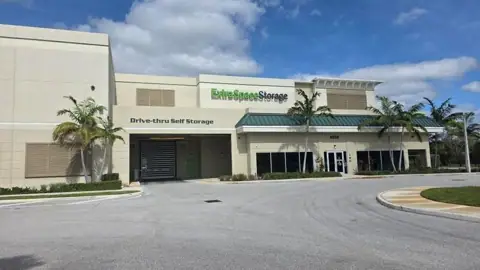 Extra Space Storage in Lake Worth Beach, FL