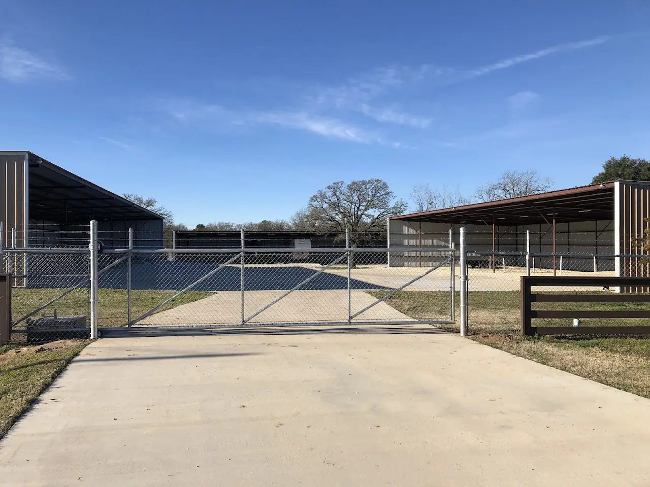North Dowling Storage Solutions, RV storage in College Station