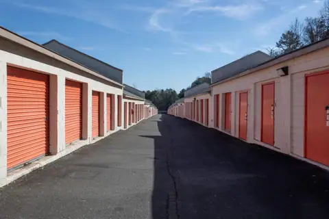 Public Storage photo 2