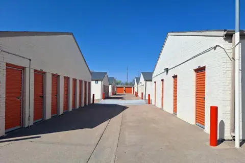 Public Storage photo 3