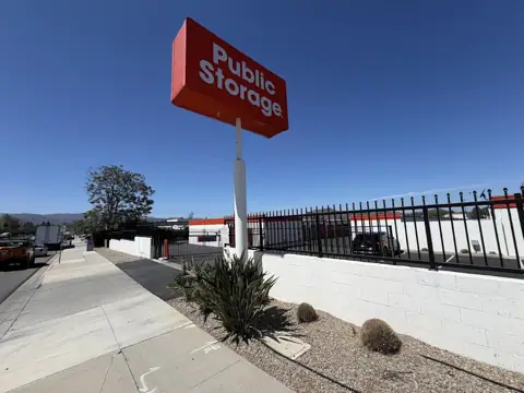 Public Storage photo 2
