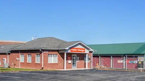 Public Storage in Zionsville, IN