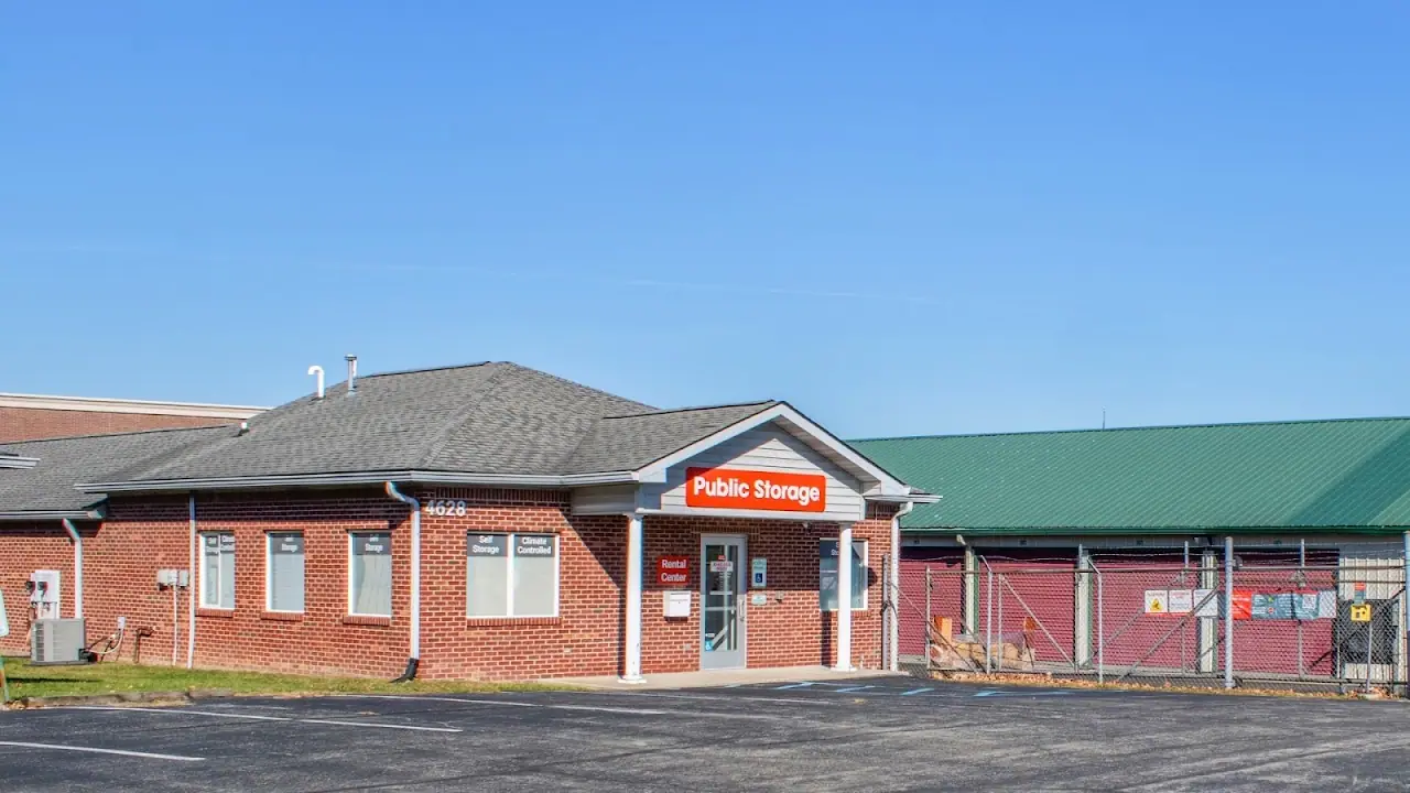 Public Storage, RV storage in Zionsville