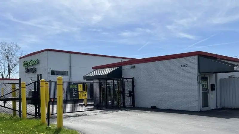 Extra Space Storage, RV storage in Indianapolis