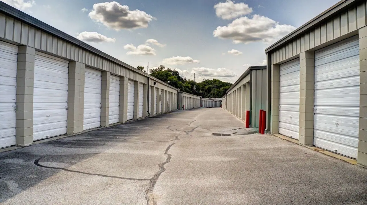 The Warehouse Stor-N-Lok, RV storage in Nashville