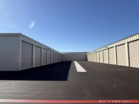 Jones Storage photo 3