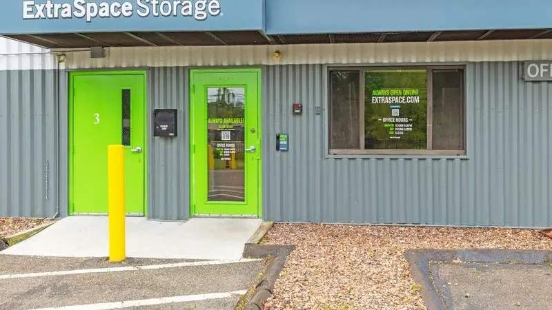 Extra Space Storage, RV storage in Wallingford
