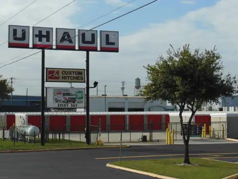 Self-Storage at U-Haul in Tampa, FL