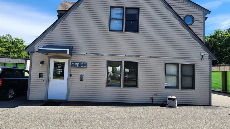 Extra Space Storage, RV storage in Sandwich