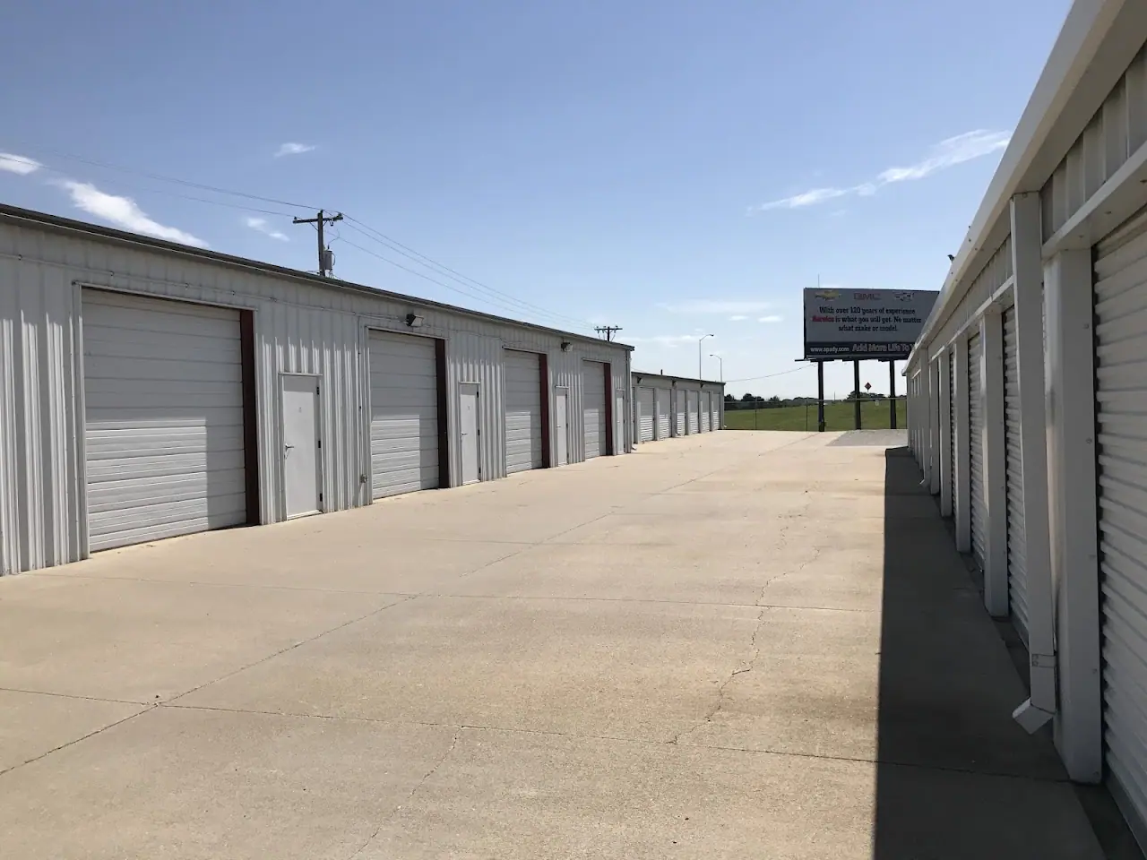 Lakeside Properties Self Storage & House Rental, RV storage in Hastings